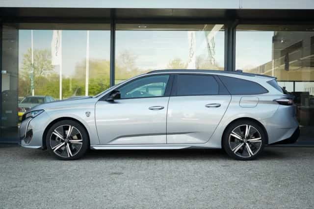 Peugeot 308 (2024) thumbnail 3