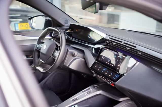 Peugeot 308 (2024) thumbnail 39
