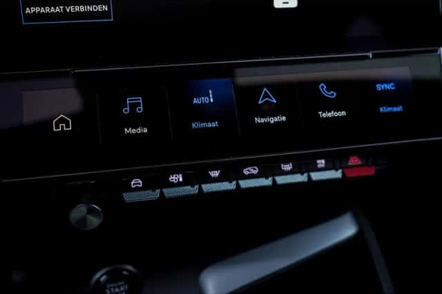 Peugeot 308 (2024) thumbnail 45