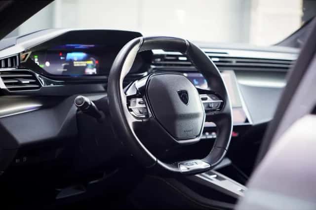 Peugeot 308 (2024) thumbnail 6