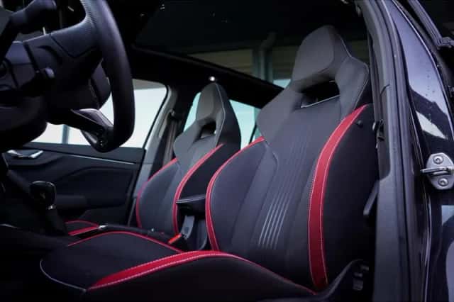 Škoda Kamiq (2023) thumbnail 2