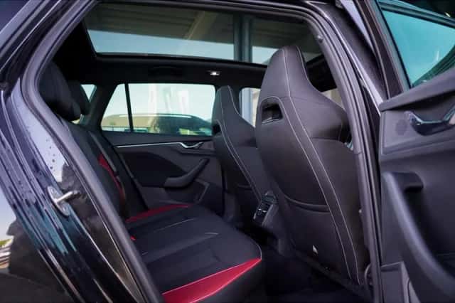 Škoda Kamiq (2023) thumbnail 8