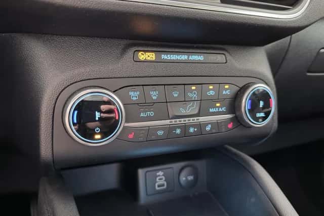 Ford Kuga (2022) thumbnail 13