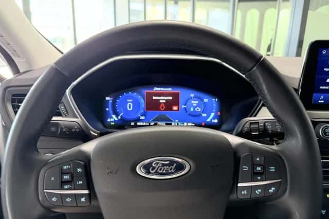 Ford Kuga (2022) thumbnail 8
