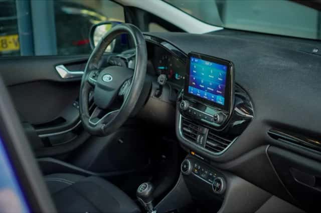 Ford Fiesta (2018) thumbnail 33