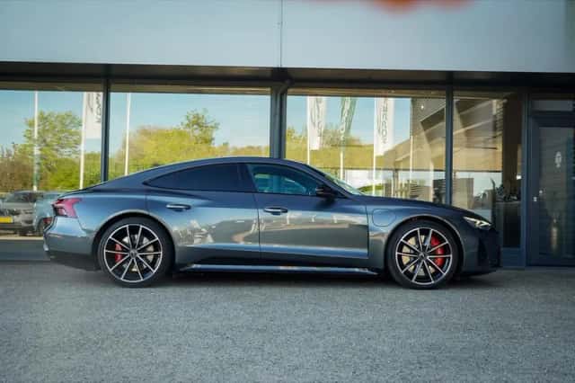 Audi e-tron GT (2023) thumbnail 13