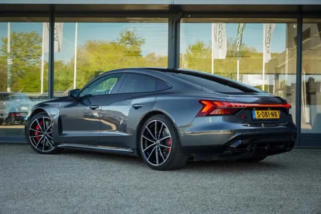 Audi e-tron GT (2023) thumbnail 14