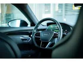 Audi e-tron GT (2023) thumbnail 33