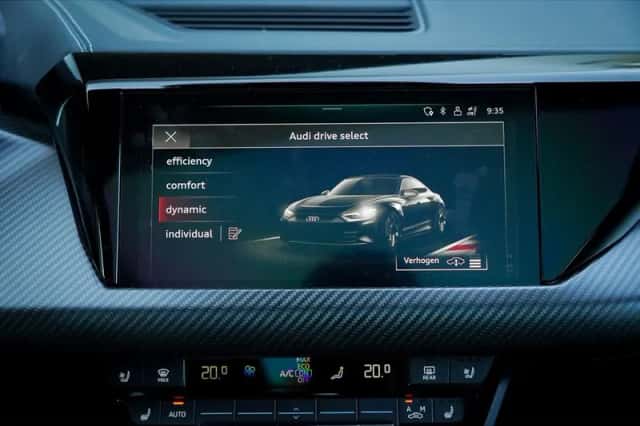 Audi e-tron GT (2023) thumbnail 49