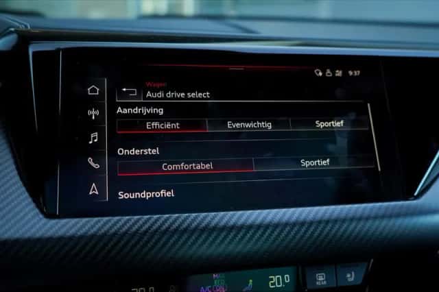 Audi e-tron GT (2023) thumbnail 56