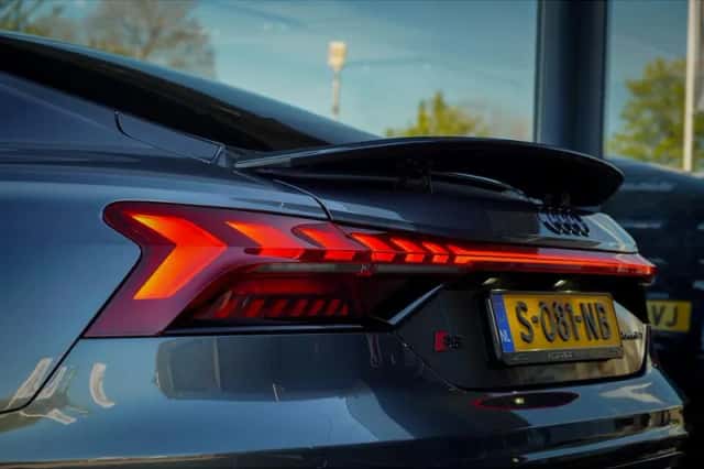 Audi e-tron GT (2023) thumbnail 66