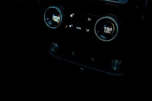 Land Rover Range Rover (2019) thumbnail 18
