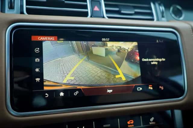 Land Rover Range Rover (2019) thumbnail 19