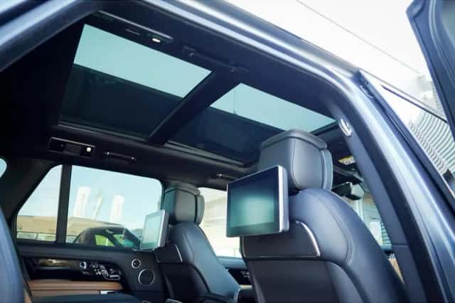 Land Rover Range Rover (2019) thumbnail 31
