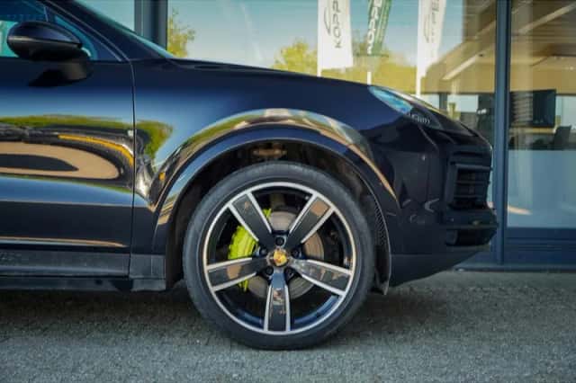 Porsche Cayenne (2021) thumbnail 11