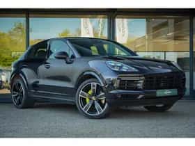 Porsche Cayenne (2021) thumbnail 12