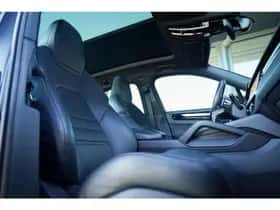 Porsche Cayenne (2021) thumbnail 18