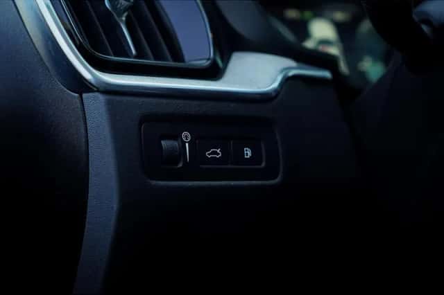 Volvo XC60 (2021) thumbnail 24