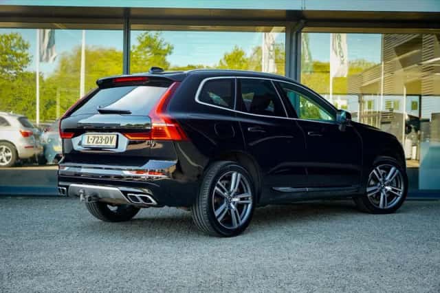 Volvo XC60 (2021) thumbnail 4