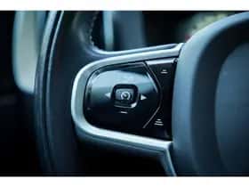 Volvo XC60 (2021) thumbnail 41
