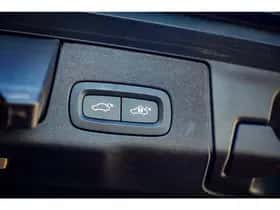Volvo XC60 (2021) thumbnail 44
