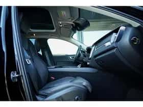 Volvo XC60 (2021) thumbnail 49