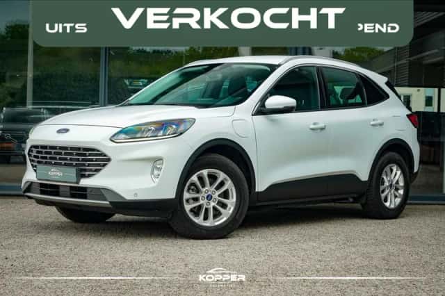 Ford Kuga (2022) thumbnail 1
