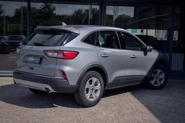 Ford Kuga (2022) thumbnail 4