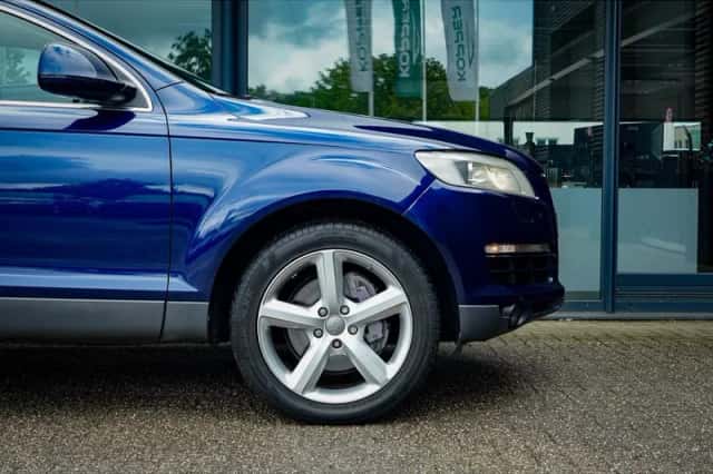 Audi Q7 (2007) thumbnail 11