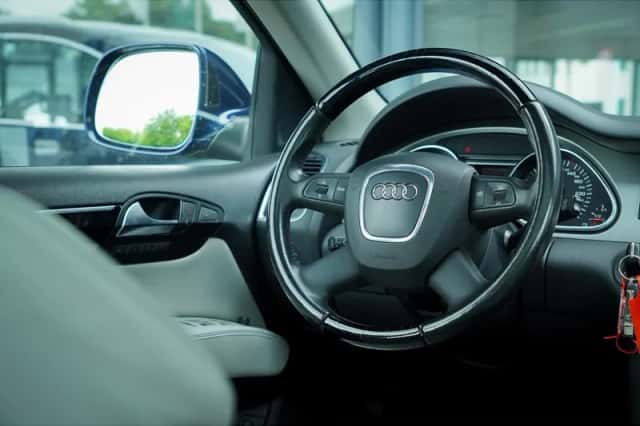Audi Q7 (2007) thumbnail 26