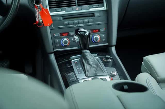 Audi Q7 (2007) thumbnail 31