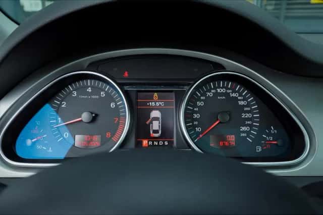 Audi Q7 (2007) thumbnail 5