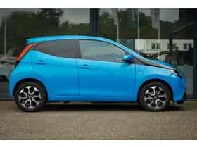 Toyota Aygo (2018) thumbnail 13
