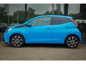 Toyota Aygo (2018) thumbnail 3