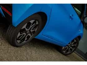 Toyota Aygo (2018) thumbnail 21