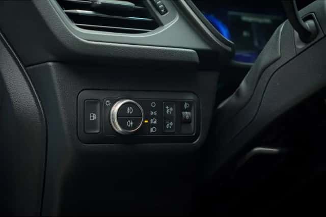 Ford Kuga (2022) thumbnail 27