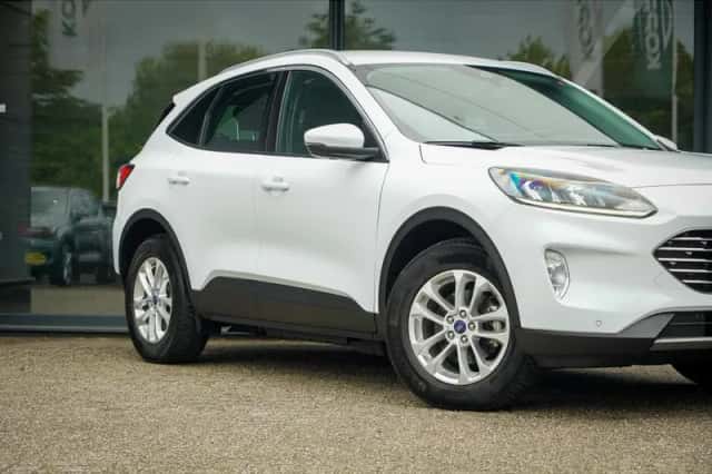 Ford Kuga (2022) thumbnail 29