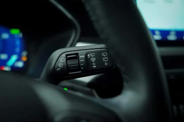 Ford Kuga (2022) thumbnail 48