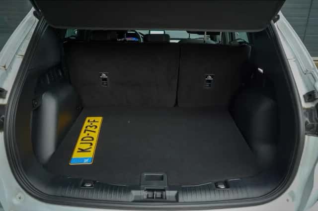 Ford Kuga (2022) thumbnail 9