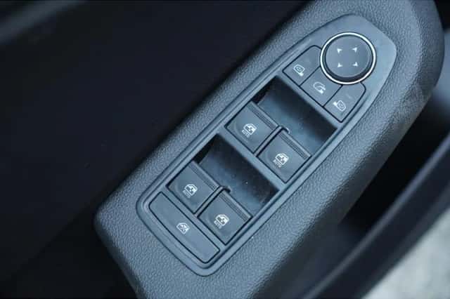 Renault Clio (2024) thumbnail 15