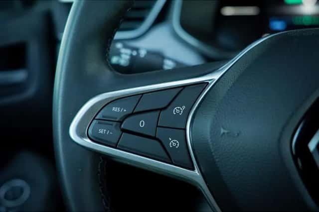 Renault Clio (2024) thumbnail 21