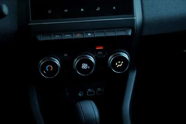 Renault Clio (2024) thumbnail 30