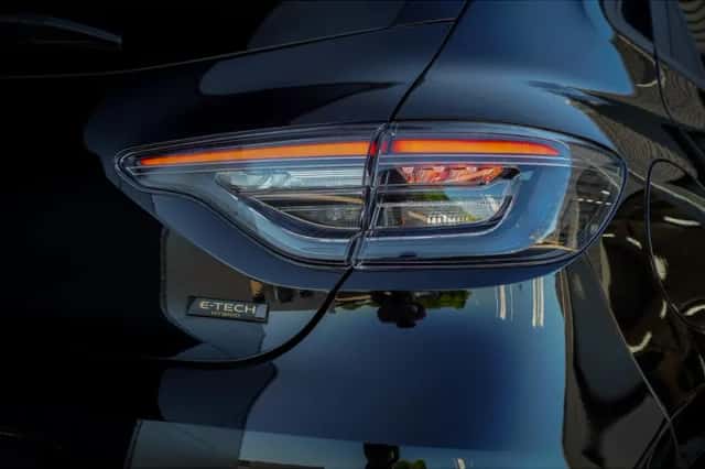 Renault Clio (2024) thumbnail 35