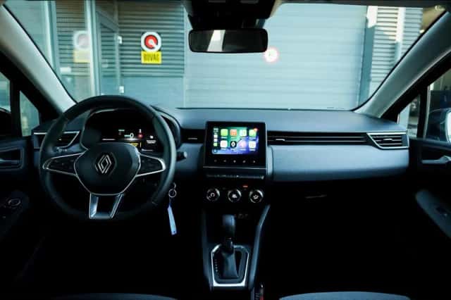 Renault Clio (2024) thumbnail 7