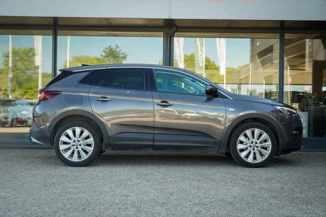 Opel Grandland X (2019) thumbnail 13