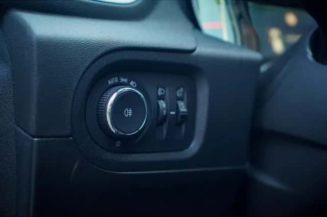 Opel Grandland X (2019) thumbnail 26