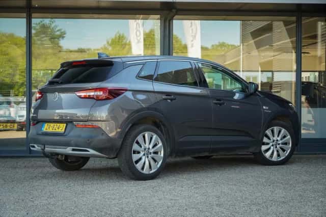 Opel Grandland X (2019) thumbnail 4