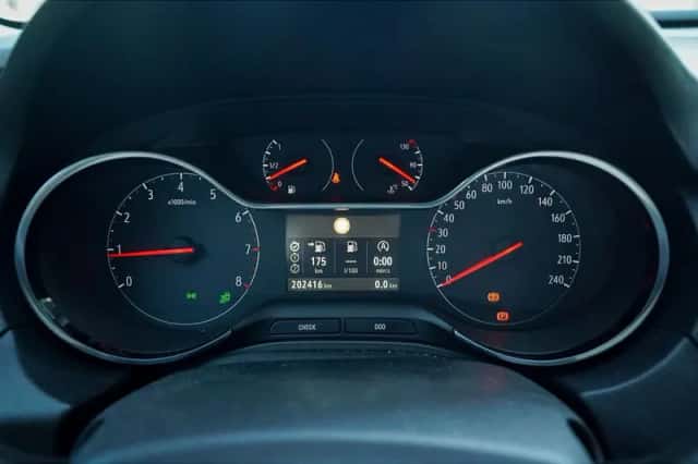 Opel Grandland X (2019) thumbnail 5