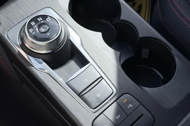 Ford Kuga (2022) thumbnail 14