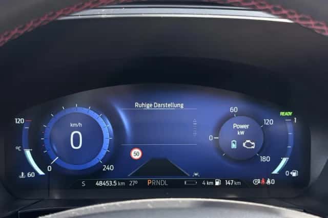 Ford Kuga (2022) thumbnail 7